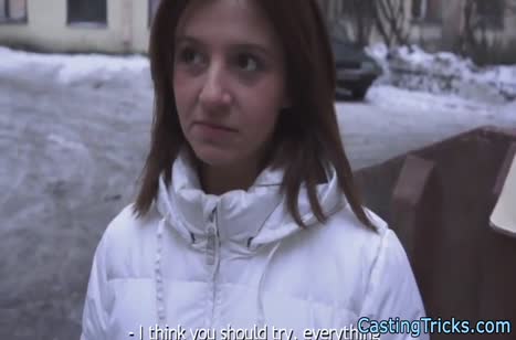 Русская девушка седлает член взрослого самца